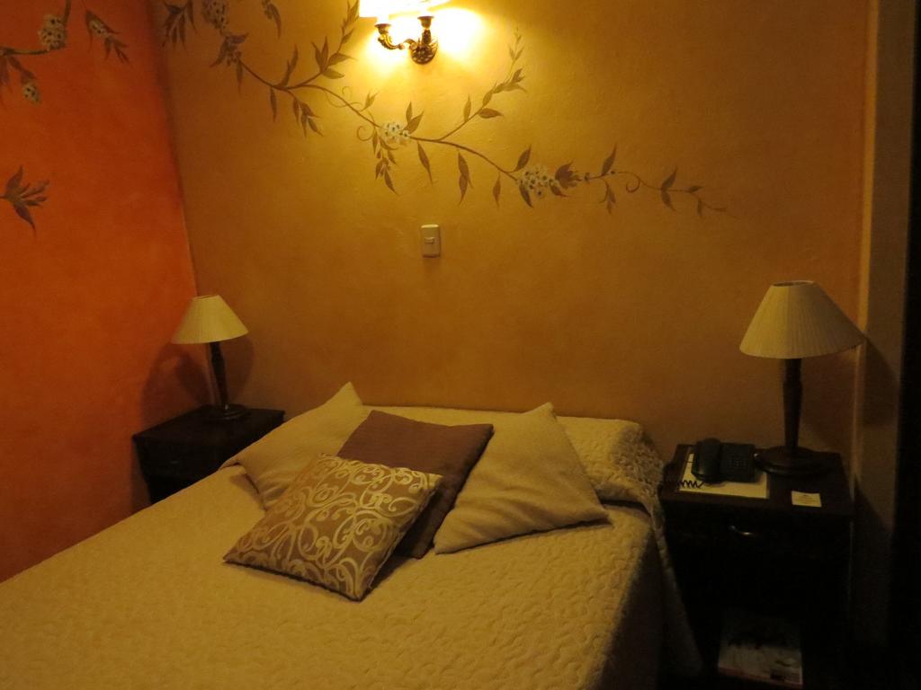 Hotel Casa San Rafael Cuenca Room photo